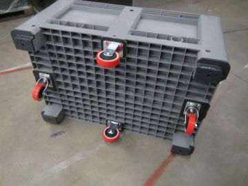 Palettenbox 1200x800x620 mm, 330 Liter, auf 4 Rädern 