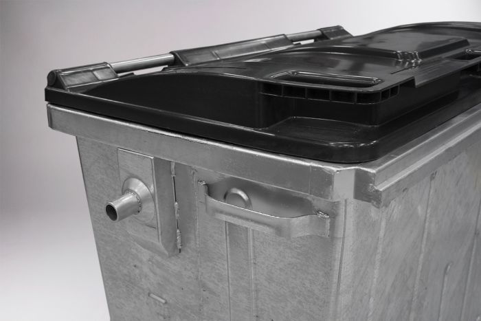 4-Rad Mülltonne aus Stahl, 770L, mit Kunststoff Deckel 1370x780x1370mm
